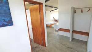 1221-006-Casa-Maya-Hostal-Hotel-Playa-El-Yaque-Isla-Margarita-Venezuela-es-habitacion201-1024x576