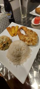 Casa-maya-playa-el-yaque-comidas-Rueda-de-picua