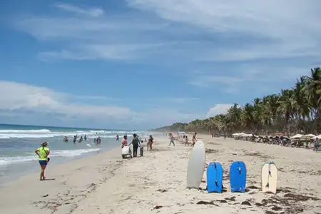 1511 003 Isla Margarita Venezuela Playa El Agua 450x300 1